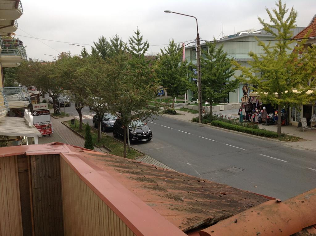 Huerkecz Apartmanhaz Хевиз Экстерьер фото